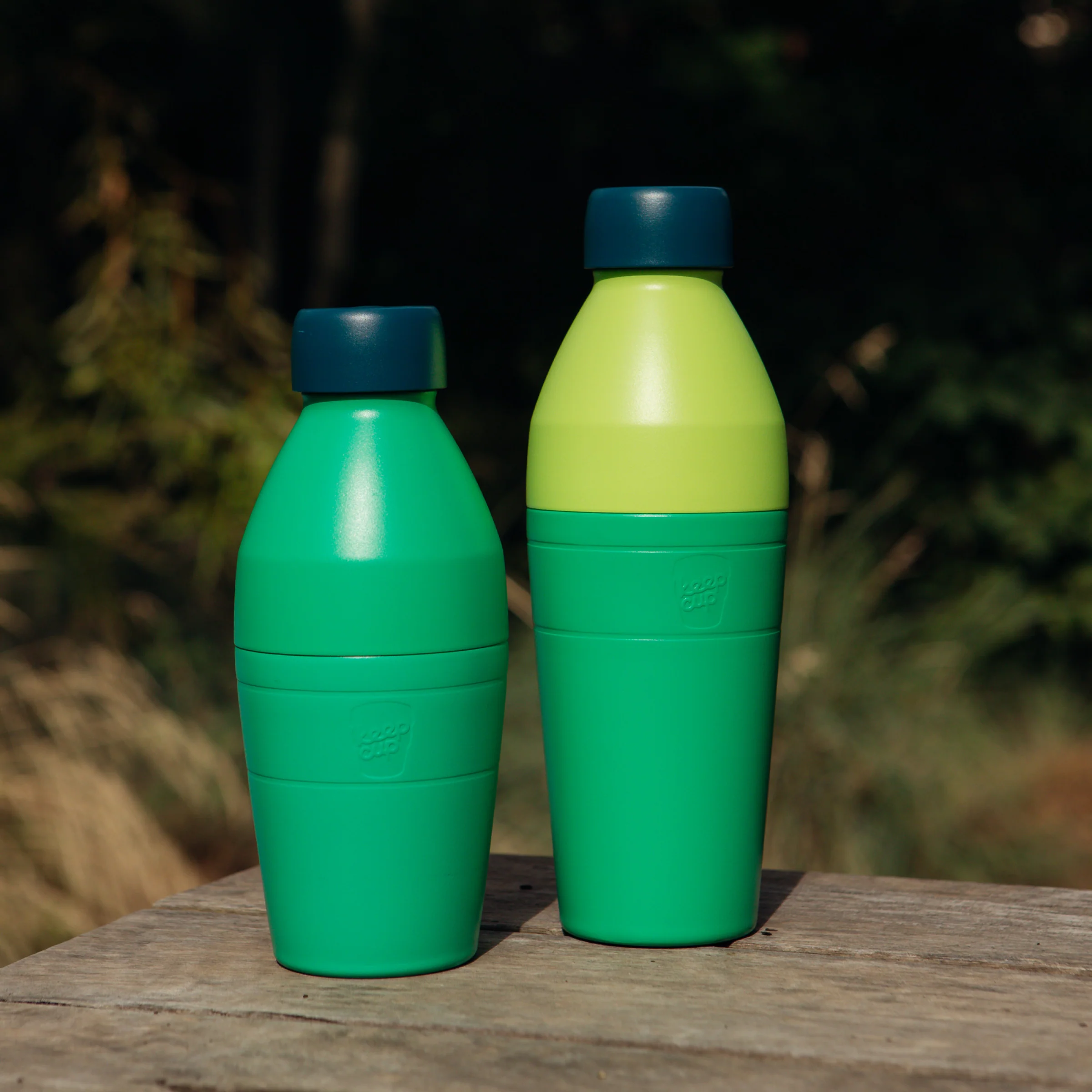 Helix Bottle - 18oz | Emerald - Image 4
