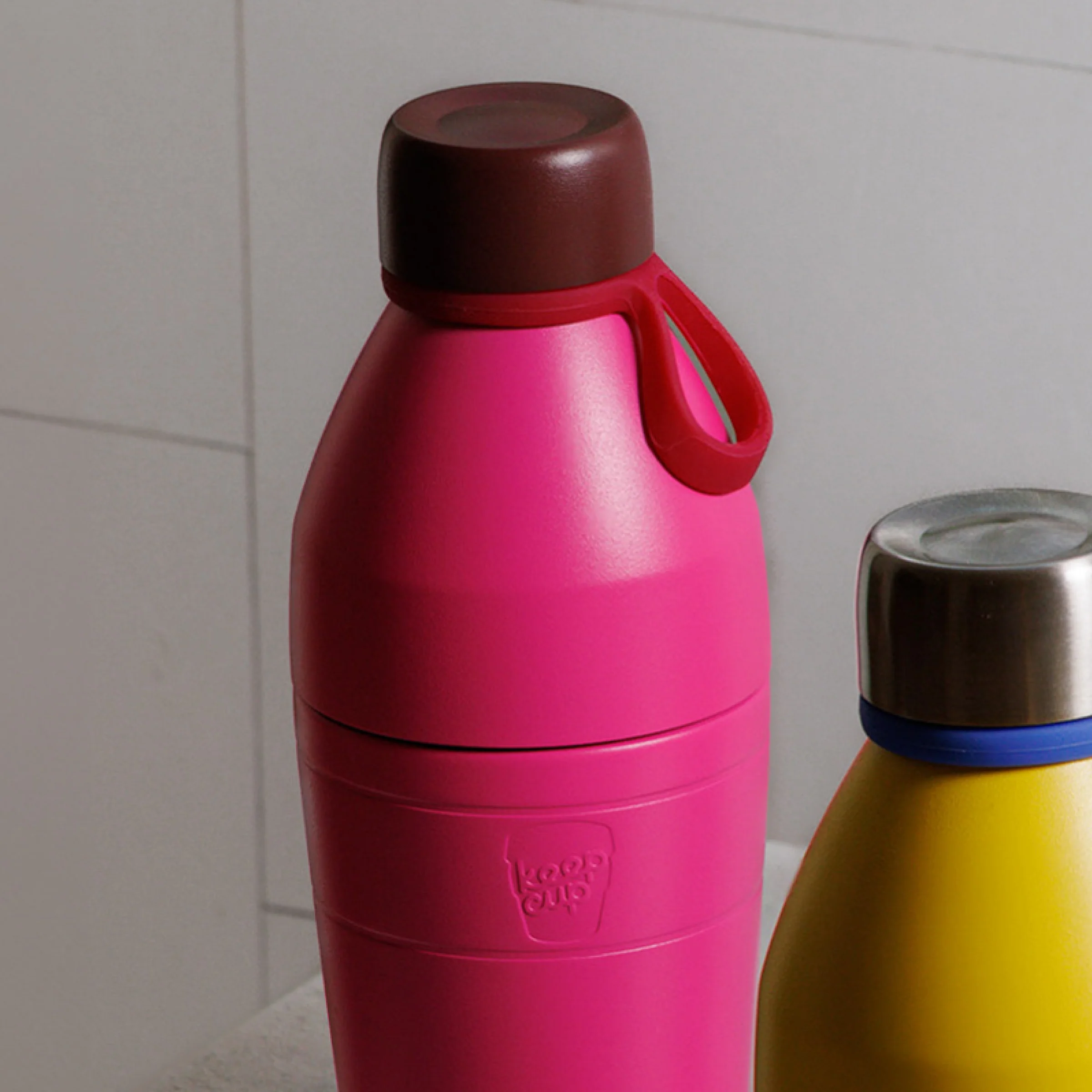 Helix Bottle - 18oz | Fuchsia - Image 4
