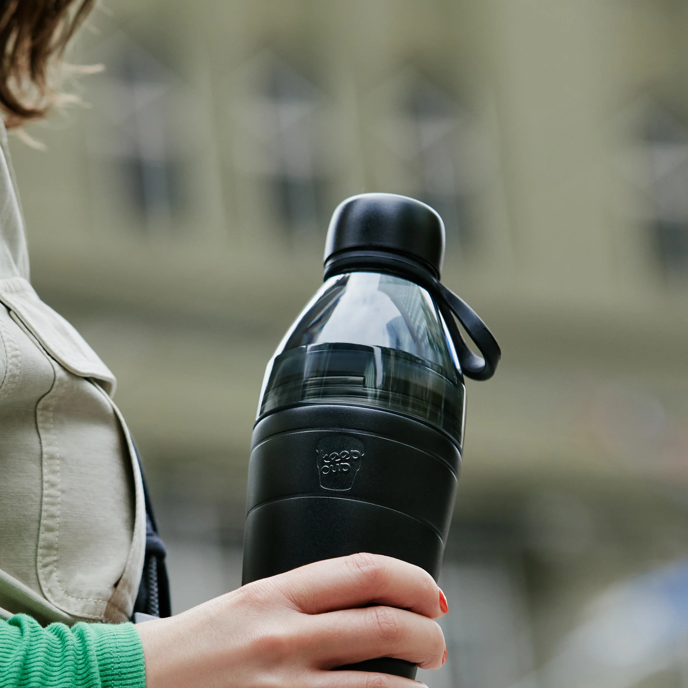 Helix Bottle Clear Top - 18oz | Black - Image 4